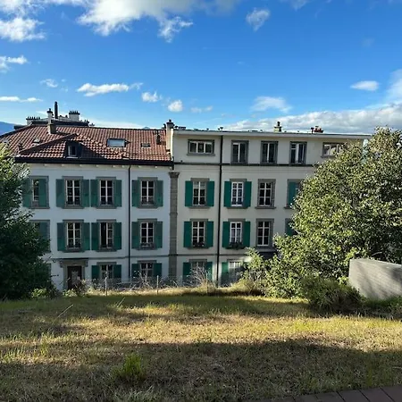 Superbe 2 A Coucher Apartment